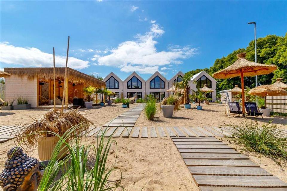 מיילנו Lulu Holiday Resort Domki Z Podgrzewanym Basenem מראה חיצוני תמונה